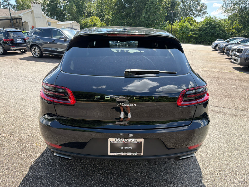 Used 2018 Porsche Macan AWD/4WD image 6
