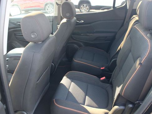 Used 2023 GMC Acadia AT4 AWD/4WD image 36