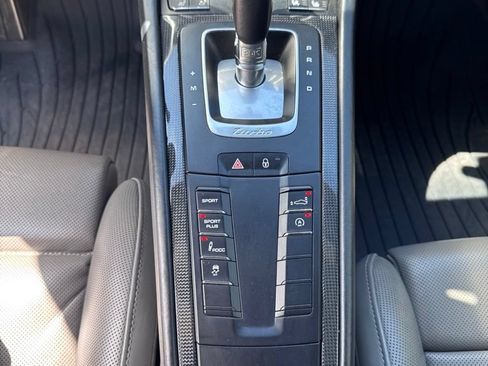 Used 2014 Porsche 911 Turbo S AWD/4WD image 21
