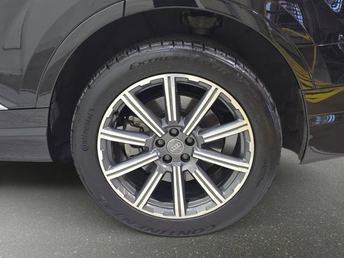 Used 2017 Audi Q7 3.0T Prestige w/ Prestige Package AWD/4WD image 37