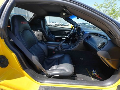 Used 2003 Chevrolet Corvette Z06 w/ Memory Package, 3 Drivers RWD image 22
