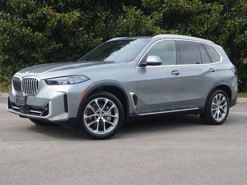Used 2024 BMW X5 xDrive40i AWD/4WD image 2