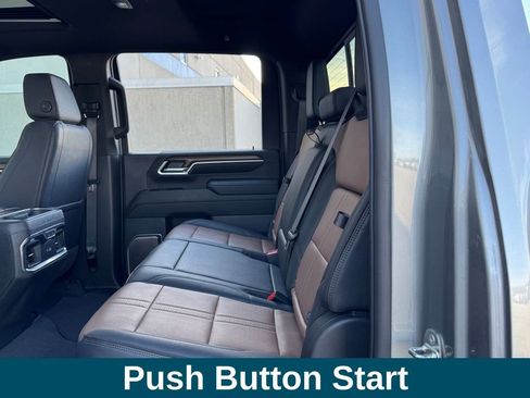 Used 2024 Chevrolet Silverado 2500 High Country w/ High Country Premium Package image 30