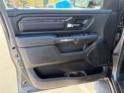 Used 2022 RAM 1500 Limited w/ Body Color Bumper Group image 10