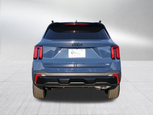 New 2026 Kia Sorento SX image 4