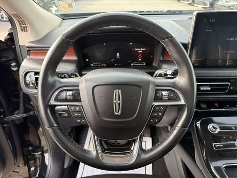Used 2023 Lincoln Nautilus Reserve image 26