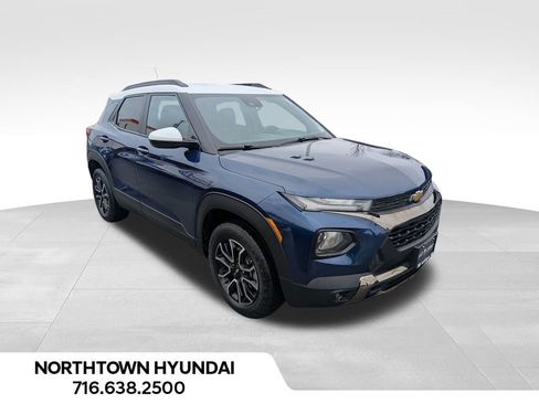 Used 2023 Chevrolet TrailBlazer ACTIV w/ Convenience Package image 1