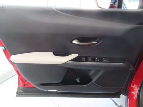 Used 2024 Lexus UX 250h AWD w/ Premium Package image 10