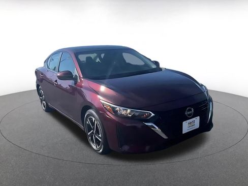 Used 2025 Nissan Sentra SV image 8