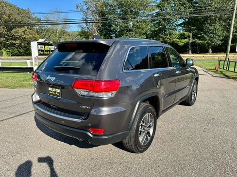 Used 2017 Jeep Grand Cherokee Limited image 8