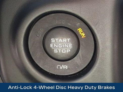 Used 2021 Jeep Gladiator Sport AWD/4WD image 18