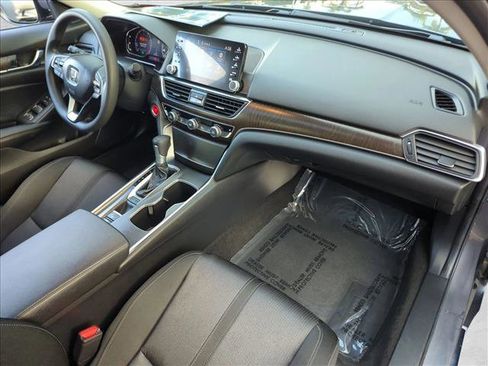 Used 2019 Honda Accord EX image 23