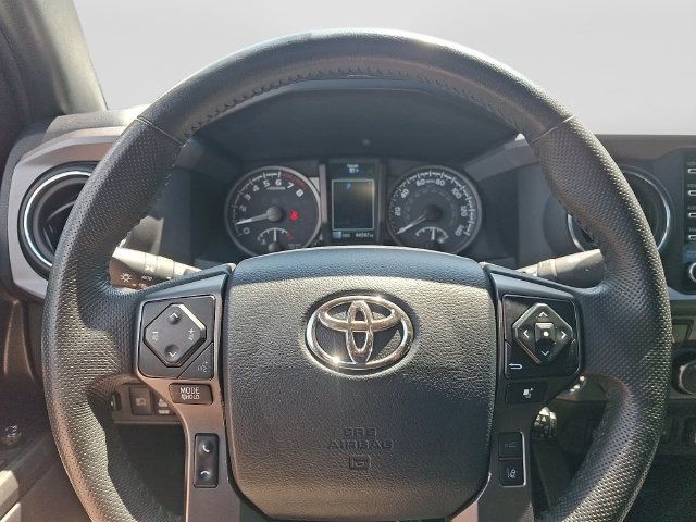Used 2023 Toyota Tacoma TRD Off-Road w/ Advanced Technology Package AWD/4WD image 19