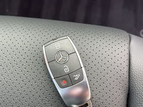 Certified 2026 Mercedes-Benz GLE 350 4MATIC image 39