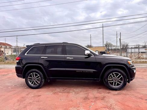 Used 2021 Jeep Grand Cherokee Limited w/ Luxury Group II image 4