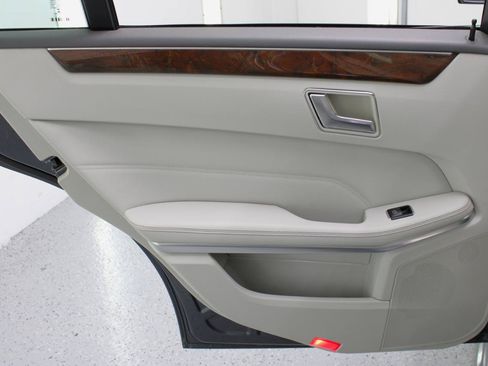 Used 2014 Mercedes-Benz E 350 Sedan w/ Premium 1 Package image 41