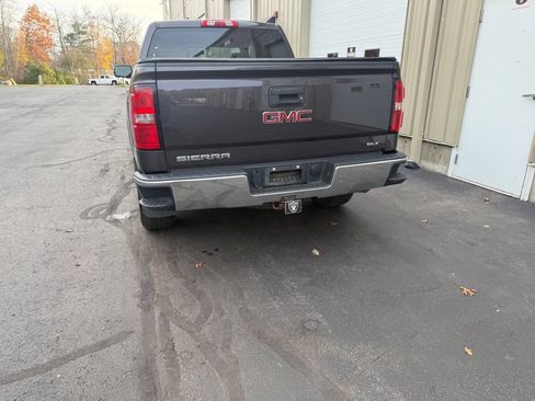 Used 2014 GMC Sierra 1500 SLT w/ Suspension Package, Off-Road image 9