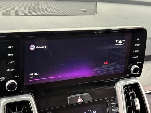 Used 2022 Kia Sorento SX image 26