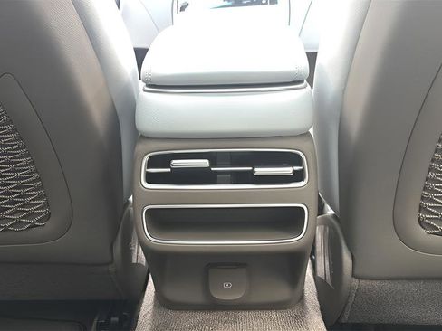 New 2026 Genesis GV70 2.5T Advanced image 11