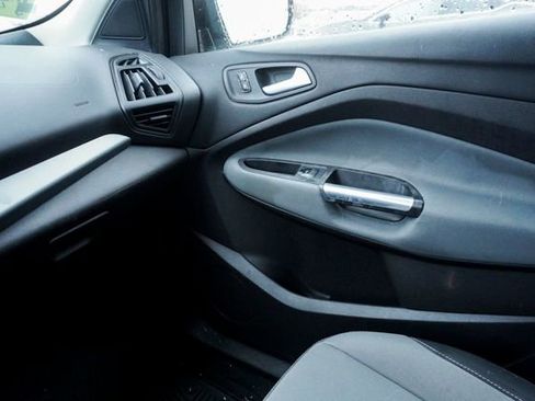 Used 2013 Ford Escape SE image 26