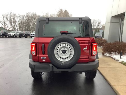 New 2025 Ford Bronco 4-Door AWD/4WD image 5