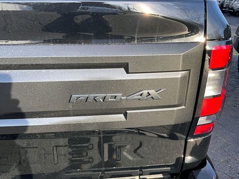 New 2026 Nissan Frontier PRO-4X w/ Pro-4x Convenience Package image 9