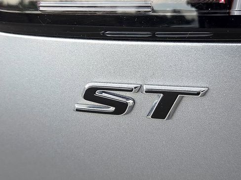 Certified 2023 Buick Envision Preferred FWD image 11