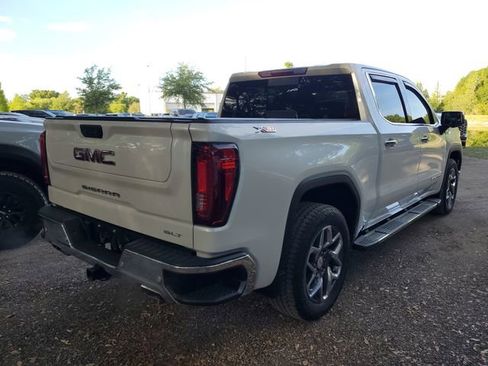 Used 2023 GMC Sierra 1500 SLT w/ SLT Premium Plus Package image 4