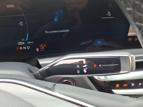 Certified 2024 Cadillac Lyriq Tech AWD/4WD image 28