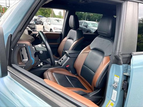 Used 2023 Ford Bronco Outer Banks AWD/4WD image 9