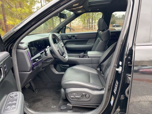 Used 2024 Hyundai Santa Fe Calligraphy image 9