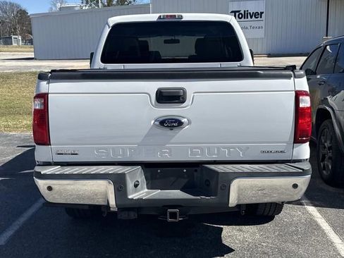 Used 2016 Ford F250 XLT w/ XLT Premium Package image 5