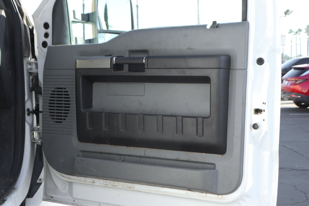 Used 2022 Ford F650 2WD Crew Cab Super Duty image 40