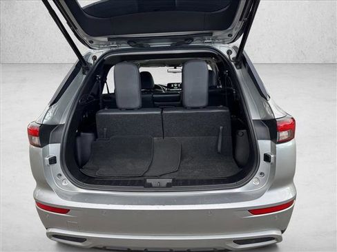 Used 2024 Ford Explorer ST w/ Equipment Group 401A image 29