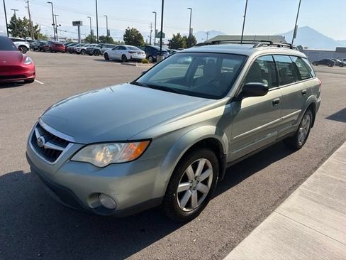 Used 2009 Subaru Outback 2.5i Special Edition AWD/4WD image 3