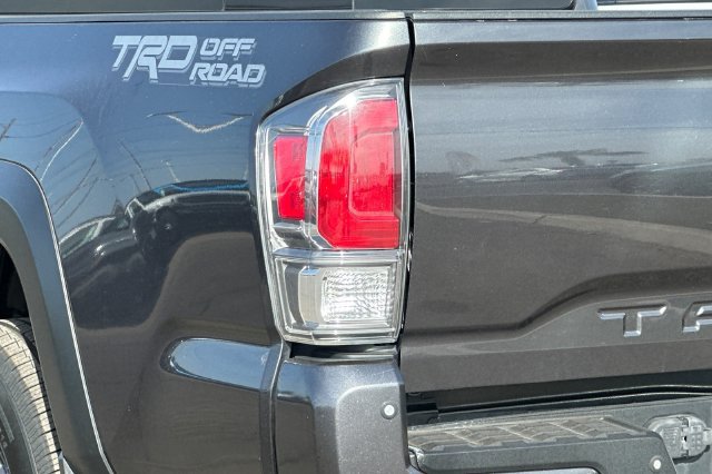 Used 2021 Toyota Tacoma TRD Off-Road w/ Technology Package RWD image 24