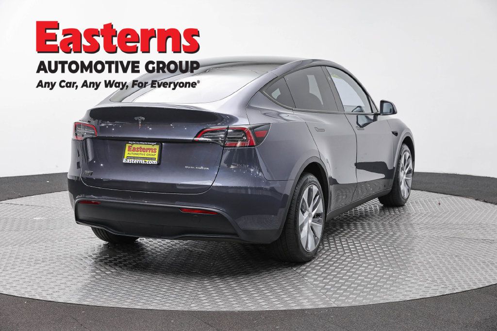 Used 2023 Tesla Model Y Long Range AWD/4WD image 7