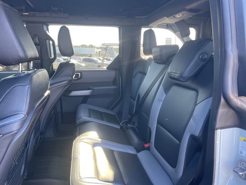 Used 2023 Ford Bronco Black Diamond image 22
