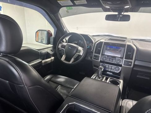 Used 2019 Ford F150 Lariat RWD image 23