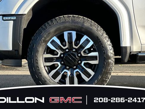 Used 2024 GMC Sierra 2500 Denali Ultimate AWD/4WD image 28