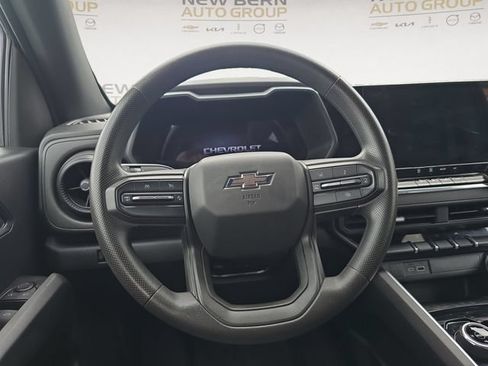 Used 2024 Chevrolet Colorado Trail Boss w/ Technology Package AWD/4WD image 12