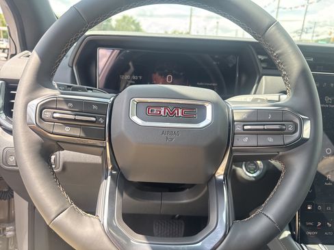 New 2027 GMC Terrain AT4 w/ Convenience Package III AWD/4WD image 17