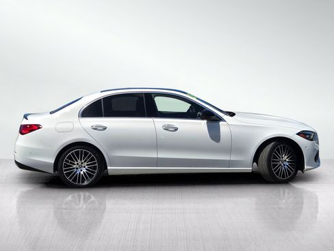 Used 2025 Mercedes-Benz C 300 Sedan image 3