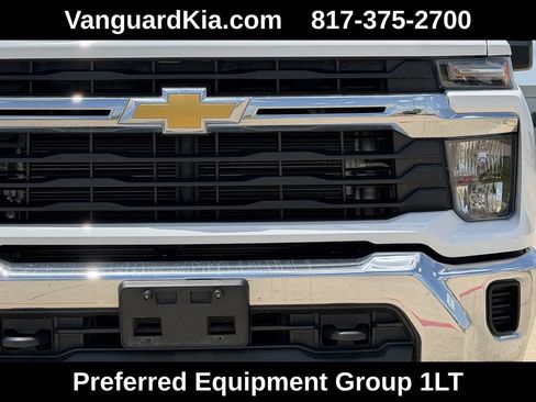 Used 2026 Chevrolet Silverado 2500 LT AWD/4WD image 3