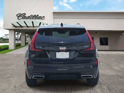 Certified 2024 Cadillac XT4 Premium Luxury FWD image 5