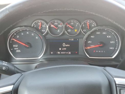 Used 2021 Chevrolet Silverado 1500 LT AWD/4WD image 25