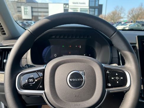 New 2026 Volvo XC90 B5 Plus w/ Protection Package Premier image 12