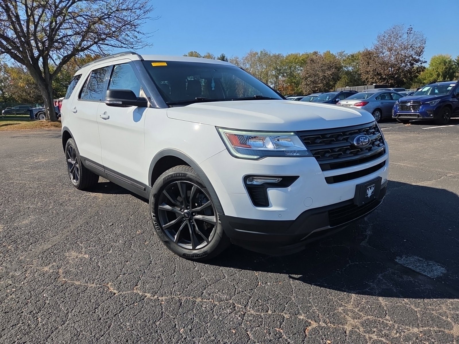 Used 2018 Ford Explorer XLT w/ Equipment Group 202A AWD/4WD image 21