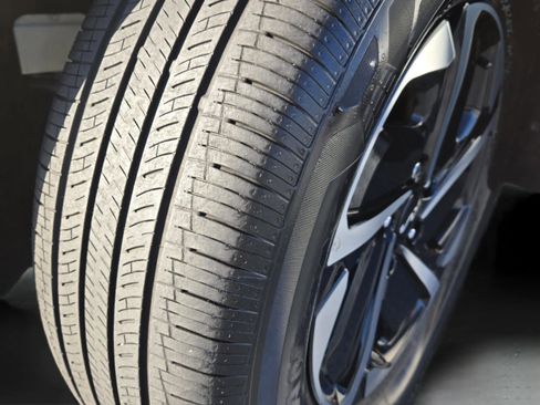 Used 2025 Kia Sportage LX image 29