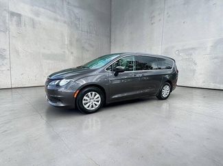 Used 2021 Chrysler Voyager L FWD video 1